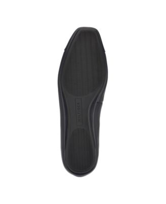 Women's Bekim Cap Toe Ballet Flats