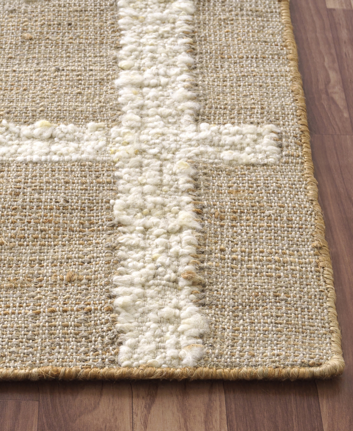 Lr Home Gigi 5'x7'9" Area Rug In Tan,ivory