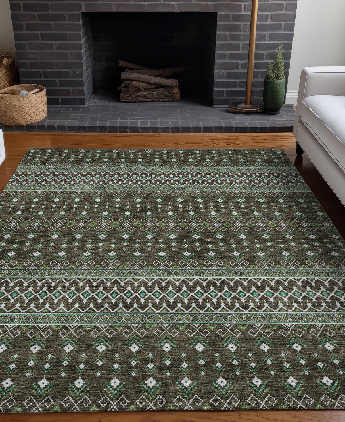 Addison Chantille Machine Washable ACN708 2'6"x3'10" Area Rug