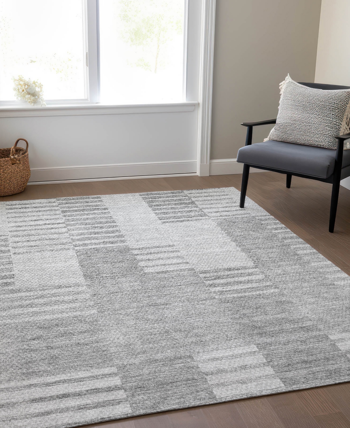 Addison Chantille Acn686 2'6"x3'10" Area Rug In Silver