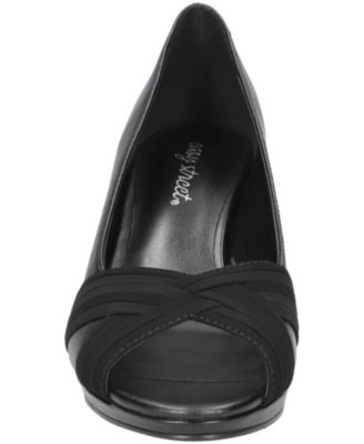 Women's Lavish Platform Pumps