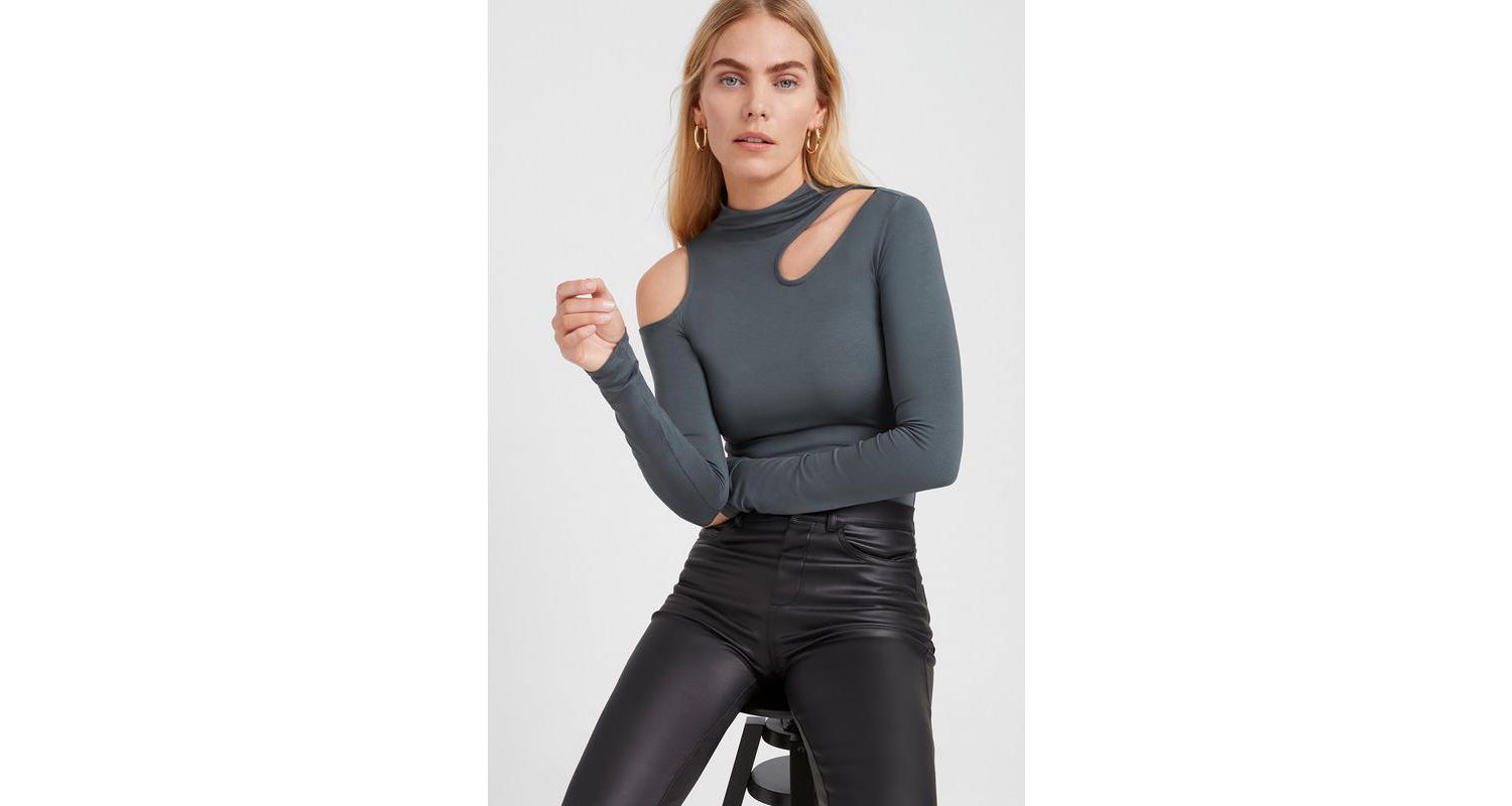 Women's Jones Long-Sleeve Fitted Mock-Neck Jersey Top with Shoulder Cutouts