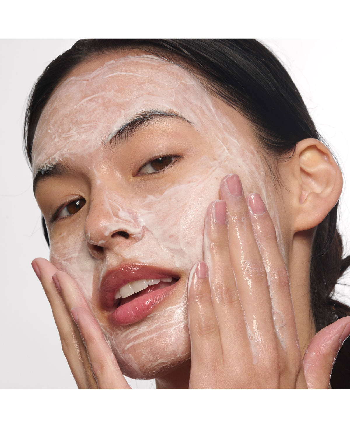 Clarins Soothing Gentle Foaming Cleanser With Shea Butter In No Color