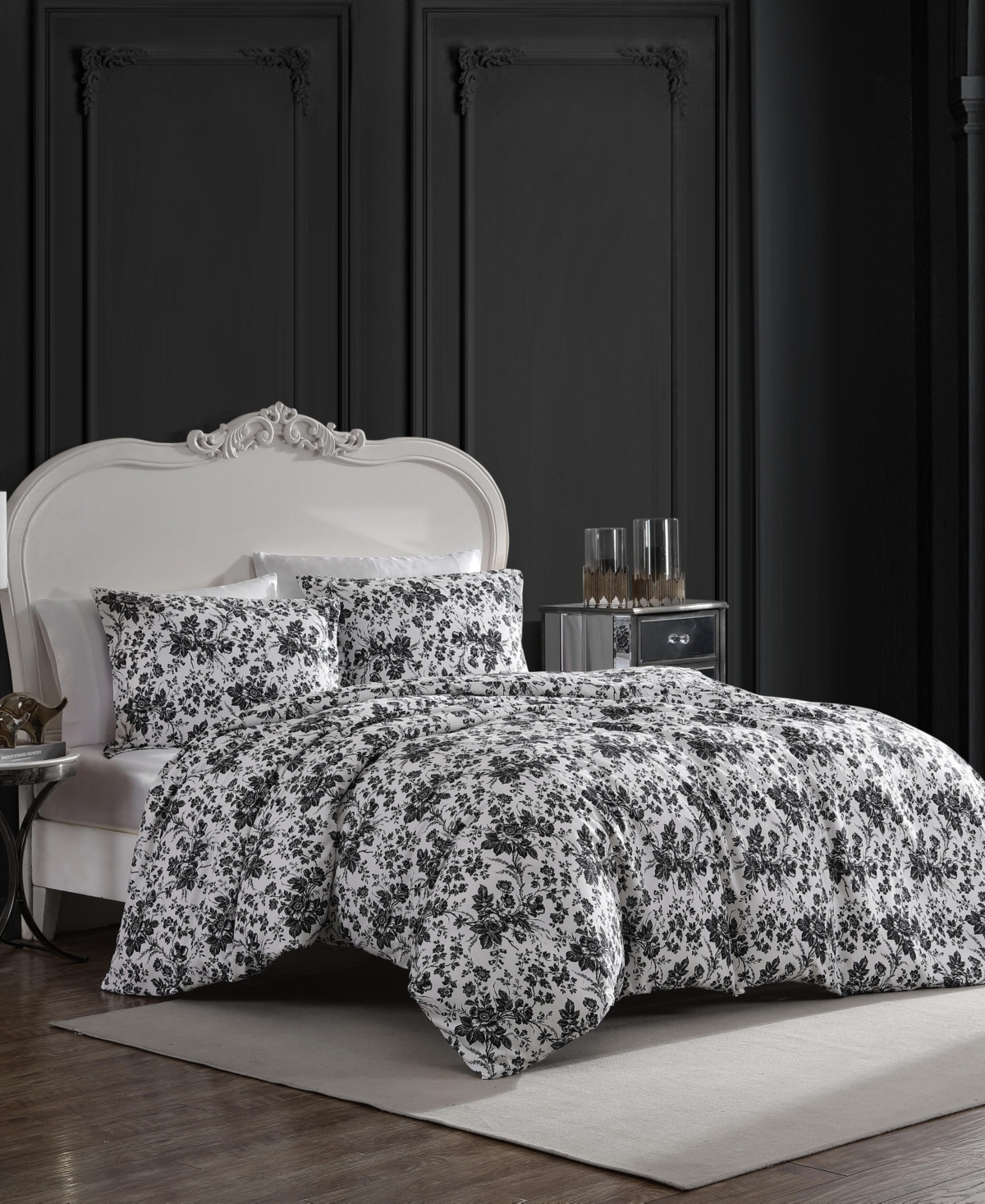 Betsey Johnson Betseys Toile Piece Duvet Cover Set