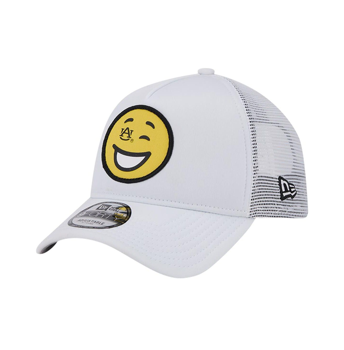 Мужская кепка New Era White Auburn Tigers Wink Foam Trucker Adjustable Hat — фото 1