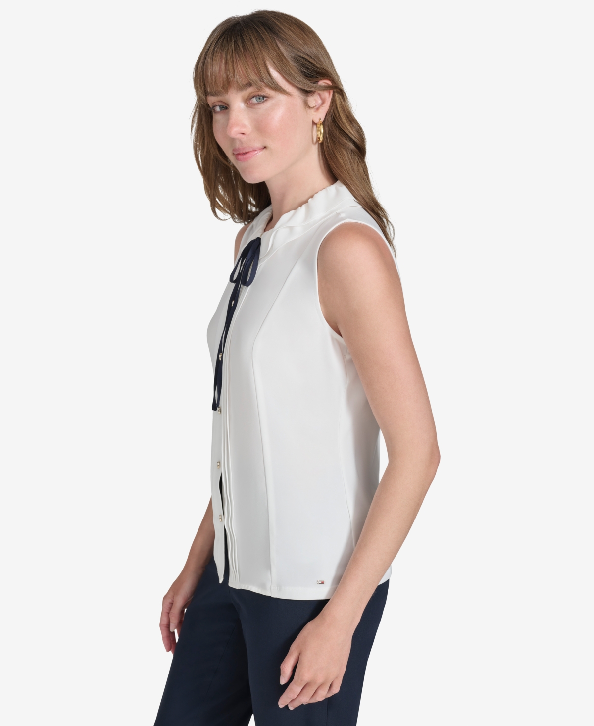 Tommy Hilfiger Women's Sleeveless Tie-neck Blouse In Ivry,midni