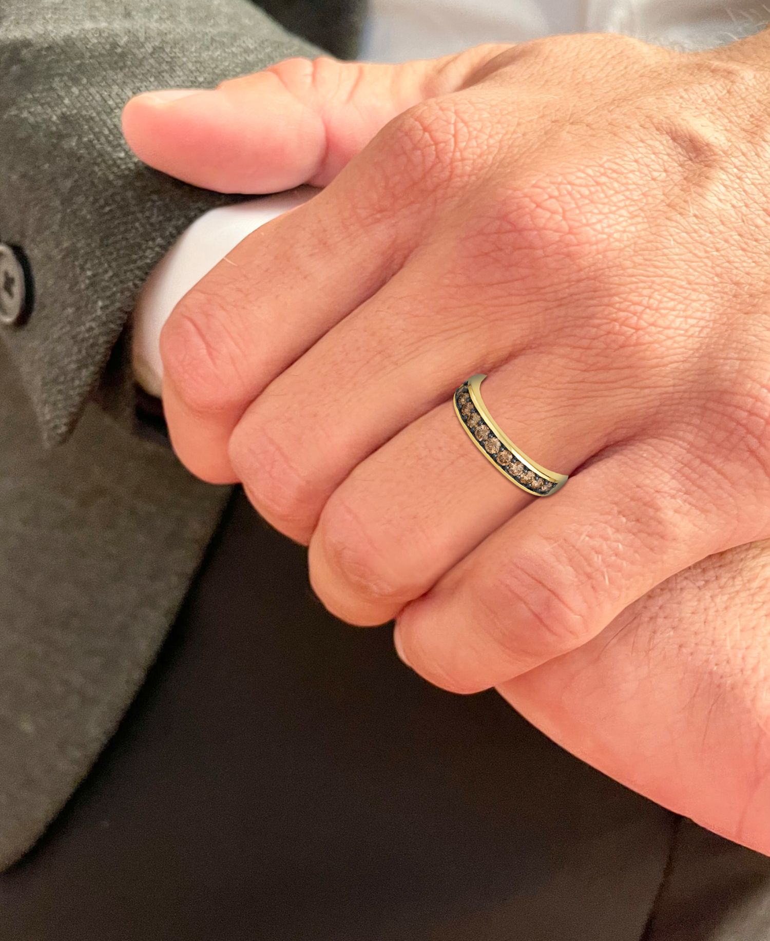 Chocolatier® Men's Chocolate Diamond Band (7/8 ct. t.w.) in 14k Gold
