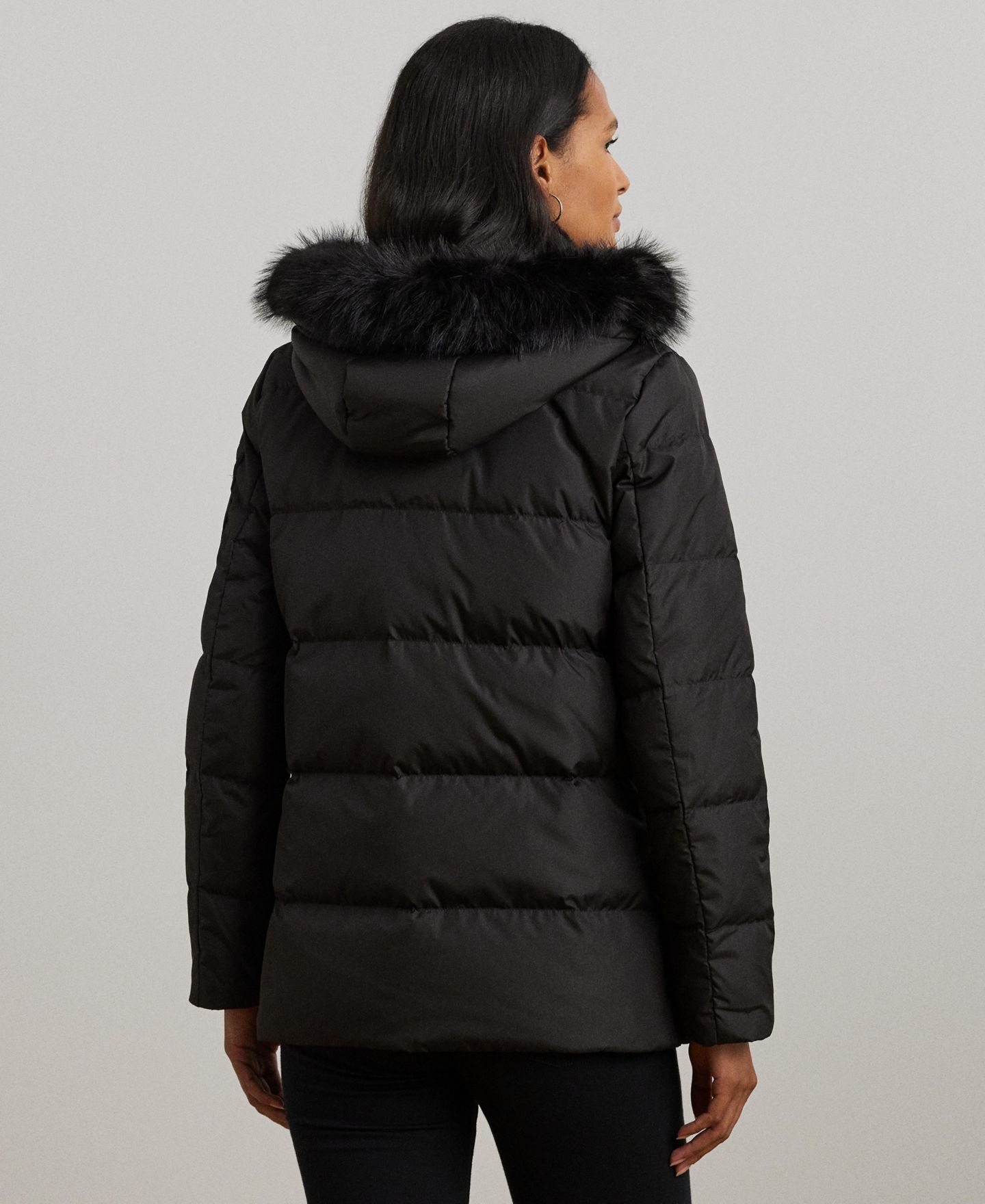 Женская куртка Lauren Ralph Lauren Faux-Fur Hooded Puffer, цвет: Чёрный, вариант 1 — фото 2