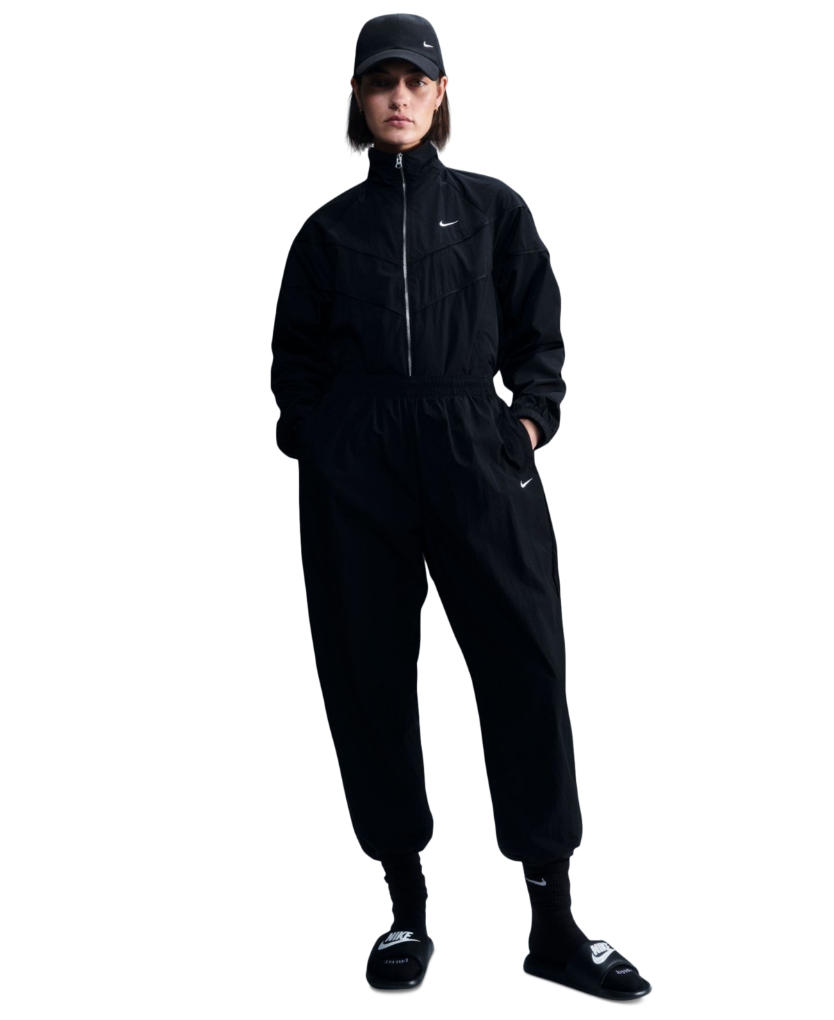 Nike Women's Windrunner Full-zip Contrast-trim Jacket In Black,white