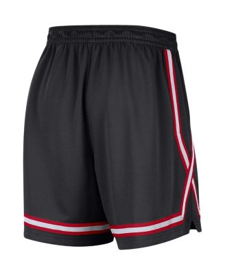 Women's Black Chicago Bulls Sideline Fly Crossover Performance Shorts