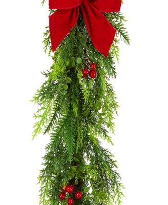 Christmas Classic Garland, 6 feet.
