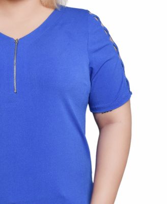 Plus Size Short Sleeve Quarter Zip Top
