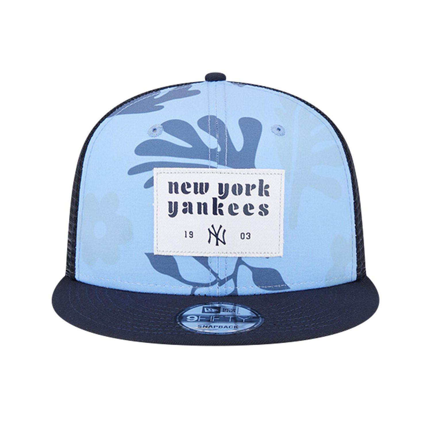 Men's Navy New York Yankees Bikini Bottom Trucker 9FIFTY Snapback Hat