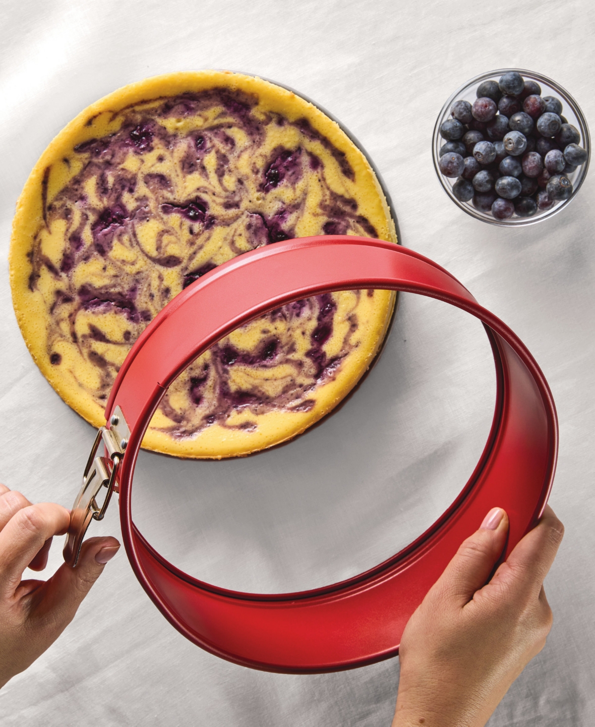 Farberware Bake With Mickey Mouse 9-inch Springform Pan In Red