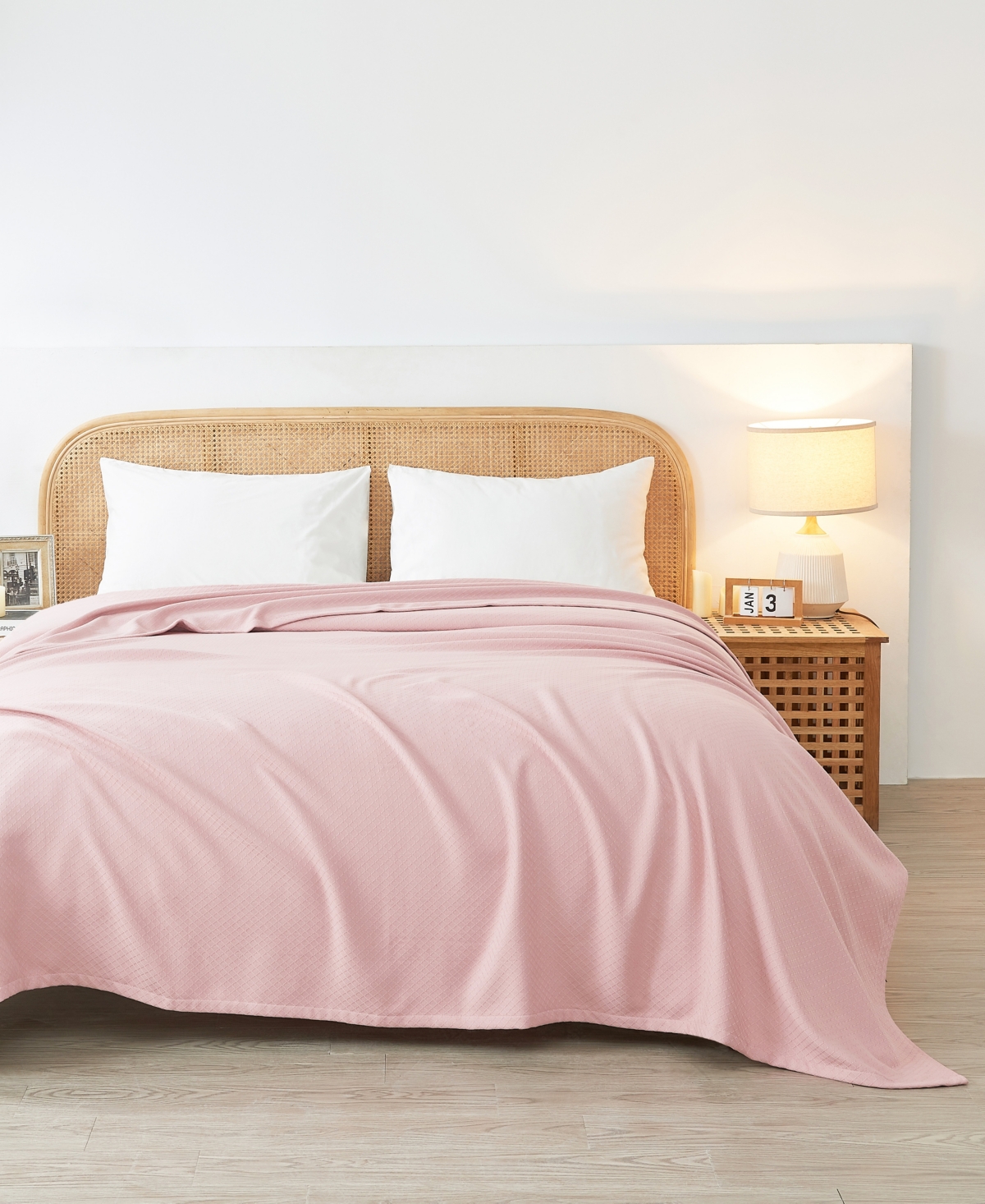 Melange Mélange Home Solid Diamond Egyptian Cotton Blanket In Tea Rose