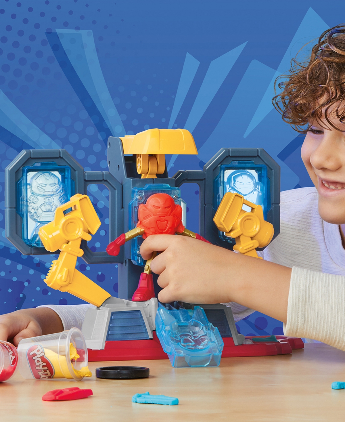 PLAY-DOH MARVEL IRON MAN ARMOR MAKER LAB 
