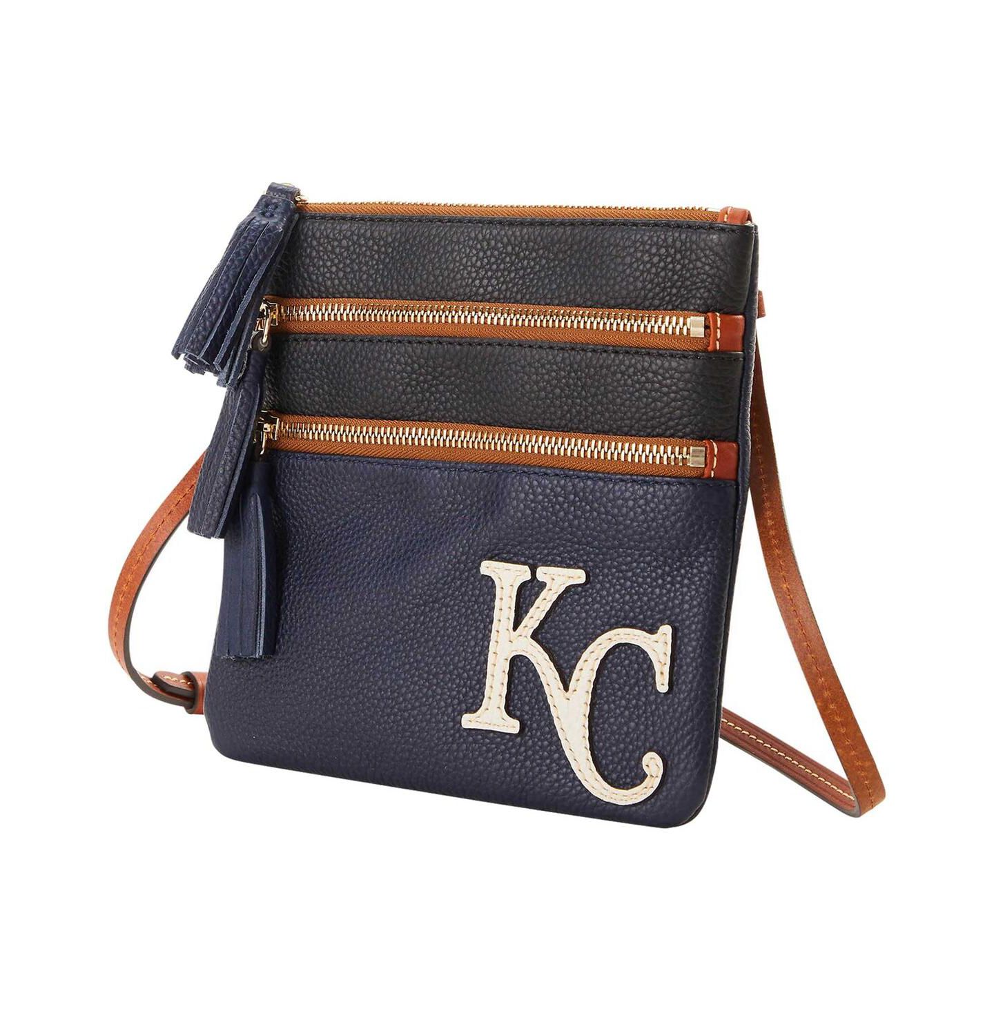 Женская сумка Dooney & Bourke Kansas City Royals Infield Triple Zip Crossbody Purse — фото 1
