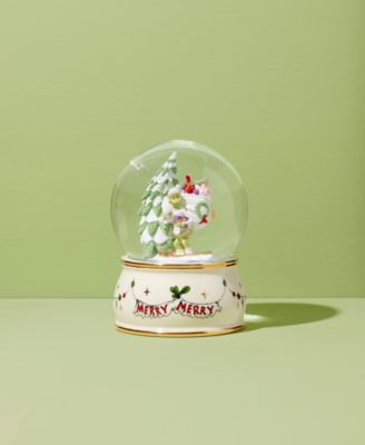 Grinchmas Snow Globe