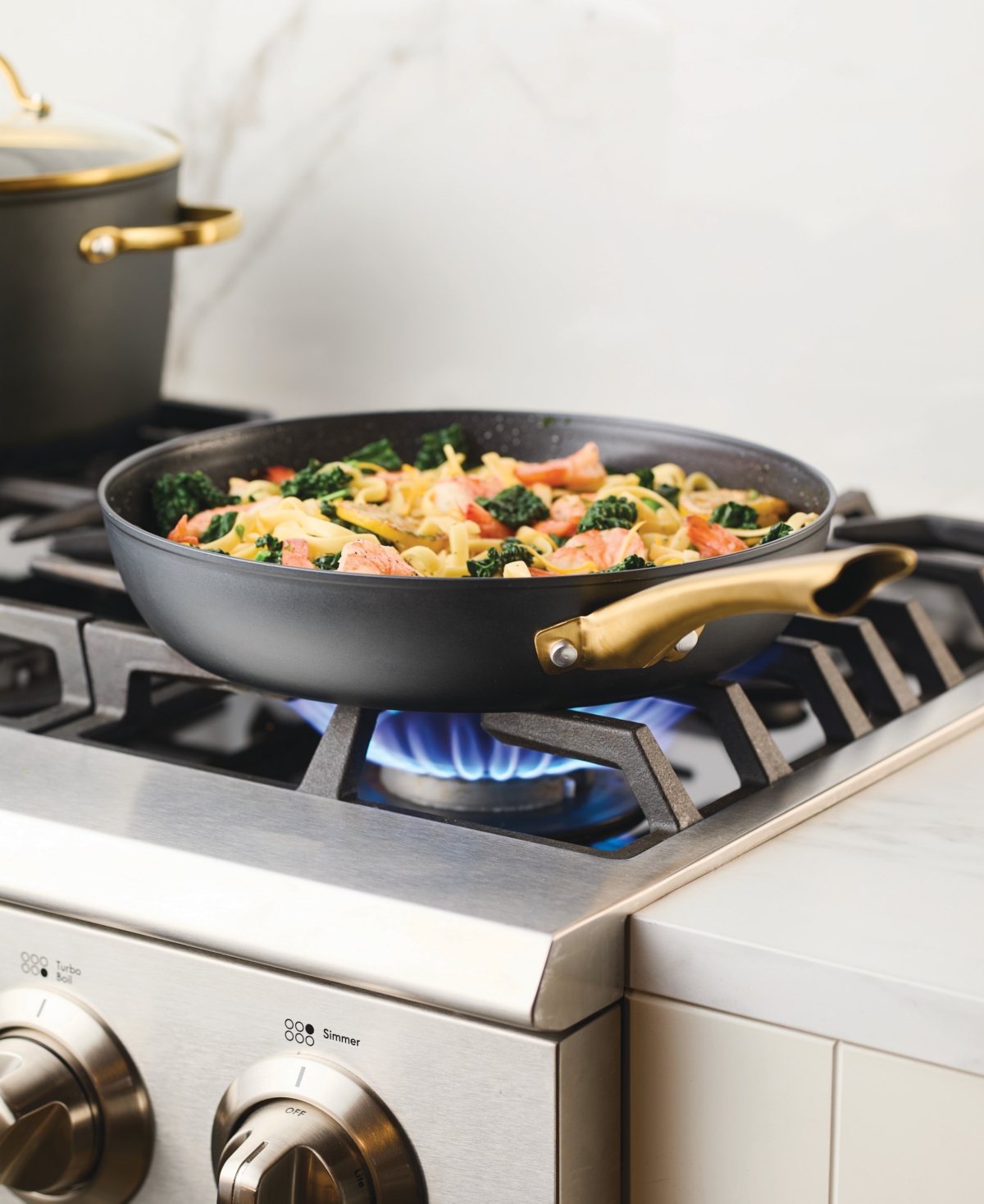 Farberware Forged Induction 12.25-inch Frying Pan In Black