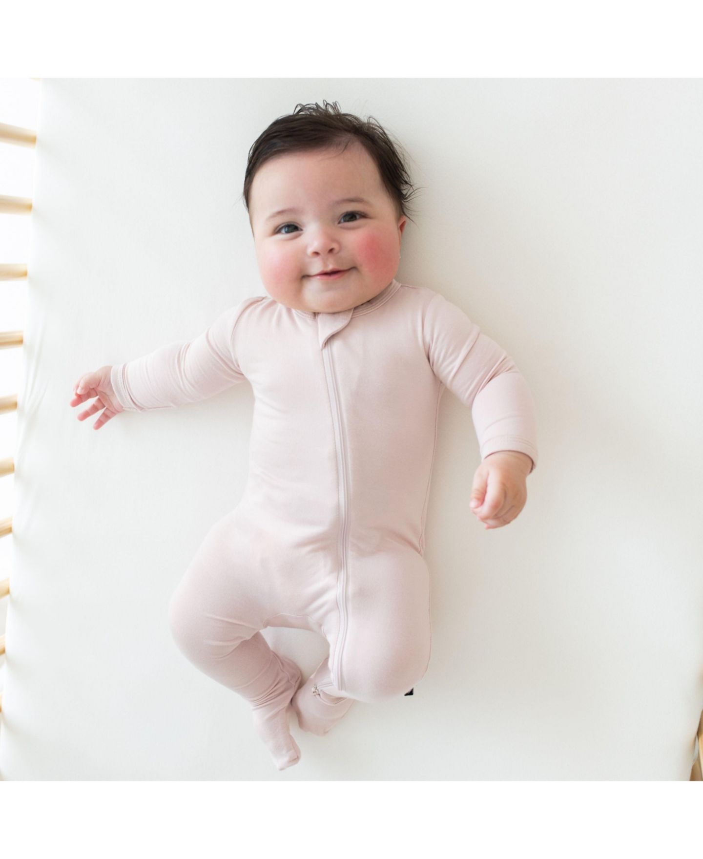Детский комбинезон на молнии Kyte Baby со стопами, Cloud, 0-3 мес, цвет: Пудровый — фото 3