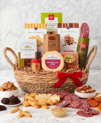 Holiday Sweet Savory Snacks Gift Basket, 10 Piece