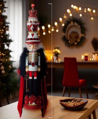 18.8-Inch Hollywood King of Hearts with Cape Nutcracker