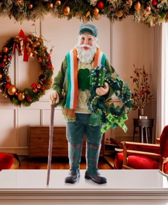 10.5-Inch Fabrich&eacute; Musical Irish Santa with Wreath