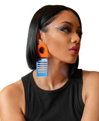 Set the Bar Drop Earrings