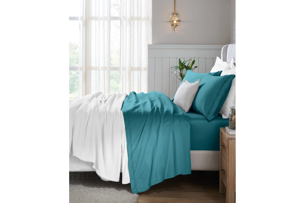 Superior Egyptian Cotton 650 Thread Count Solid Deep Pocket Sheet Set, Xl