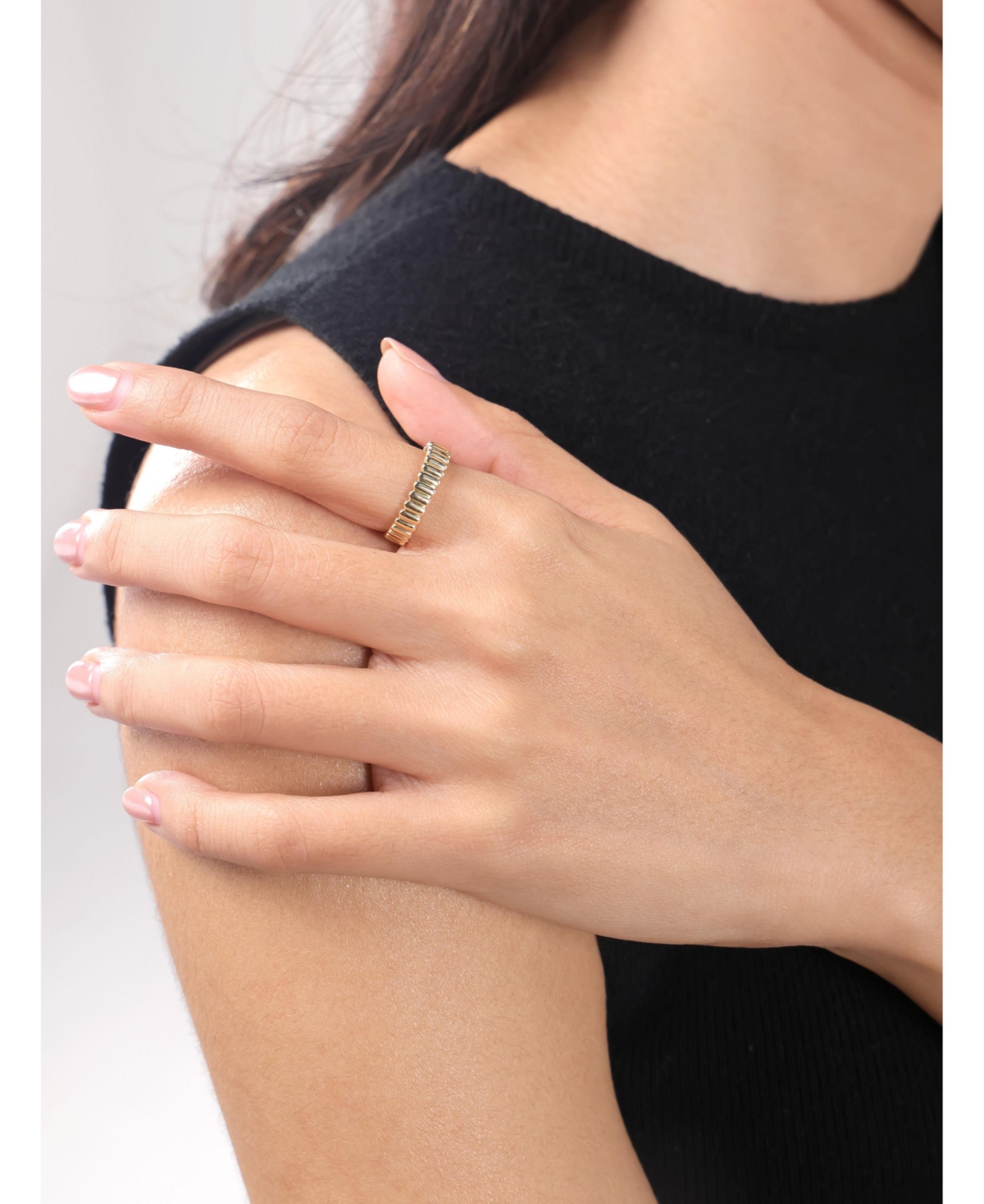 Devata Ribbed Band Ring in 14K Gold, Size 8, approx. 2.9 grams