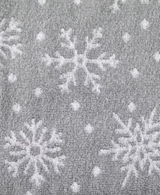 Scattered Snowflake Jacquard Cotton Bath Towel, 25" x 50"