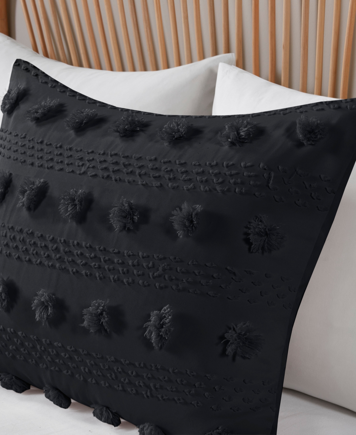 Intelligent Design Lucy Clip Jacquard 3-Piece Comforter Set, King/California King