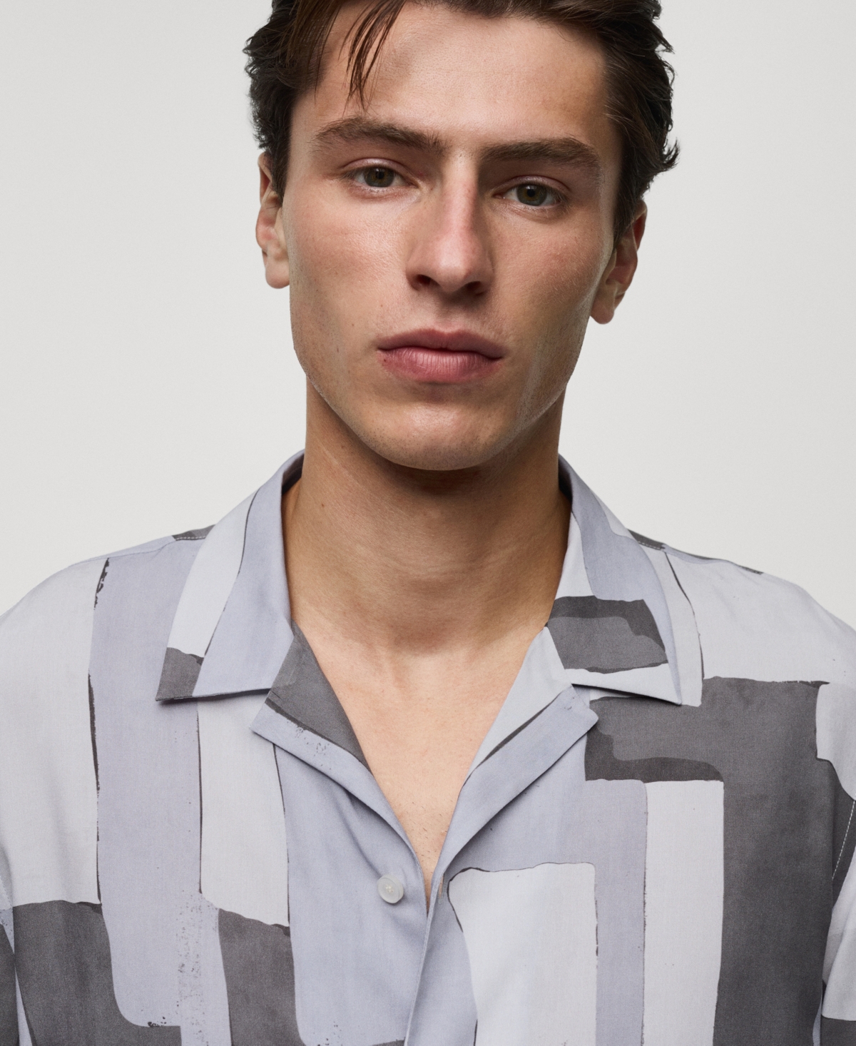 Mango Men's Flowy Printed Shirt In Light,pastel Grey