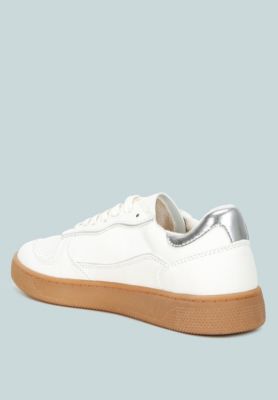 Womens Kyniska Faux Leather Everyday Sneakers