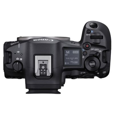 EOS R5 Mark II Mirrorless Camera with RF 24-105mm f/4 L IS USM Lens