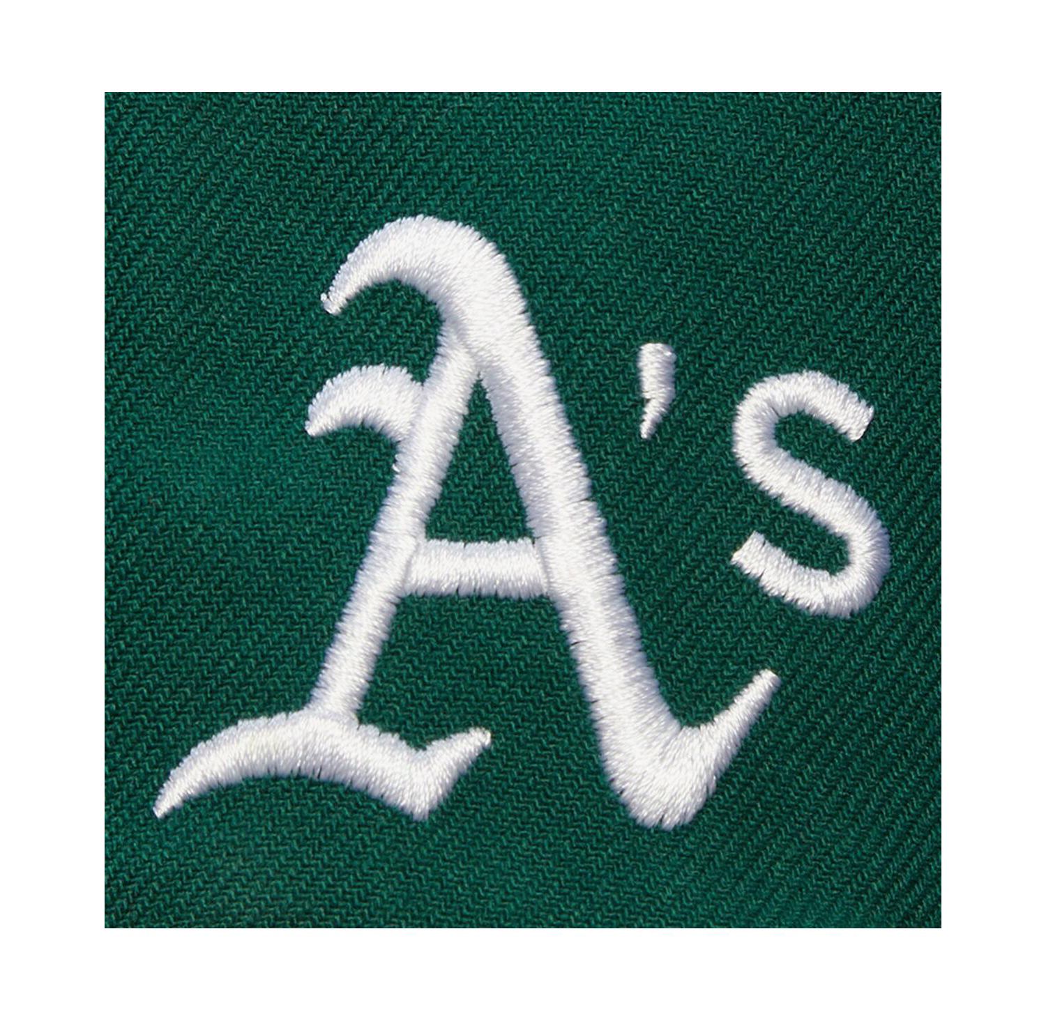 Men's Green Oakland Athletics Team Tagged Snapback Hat