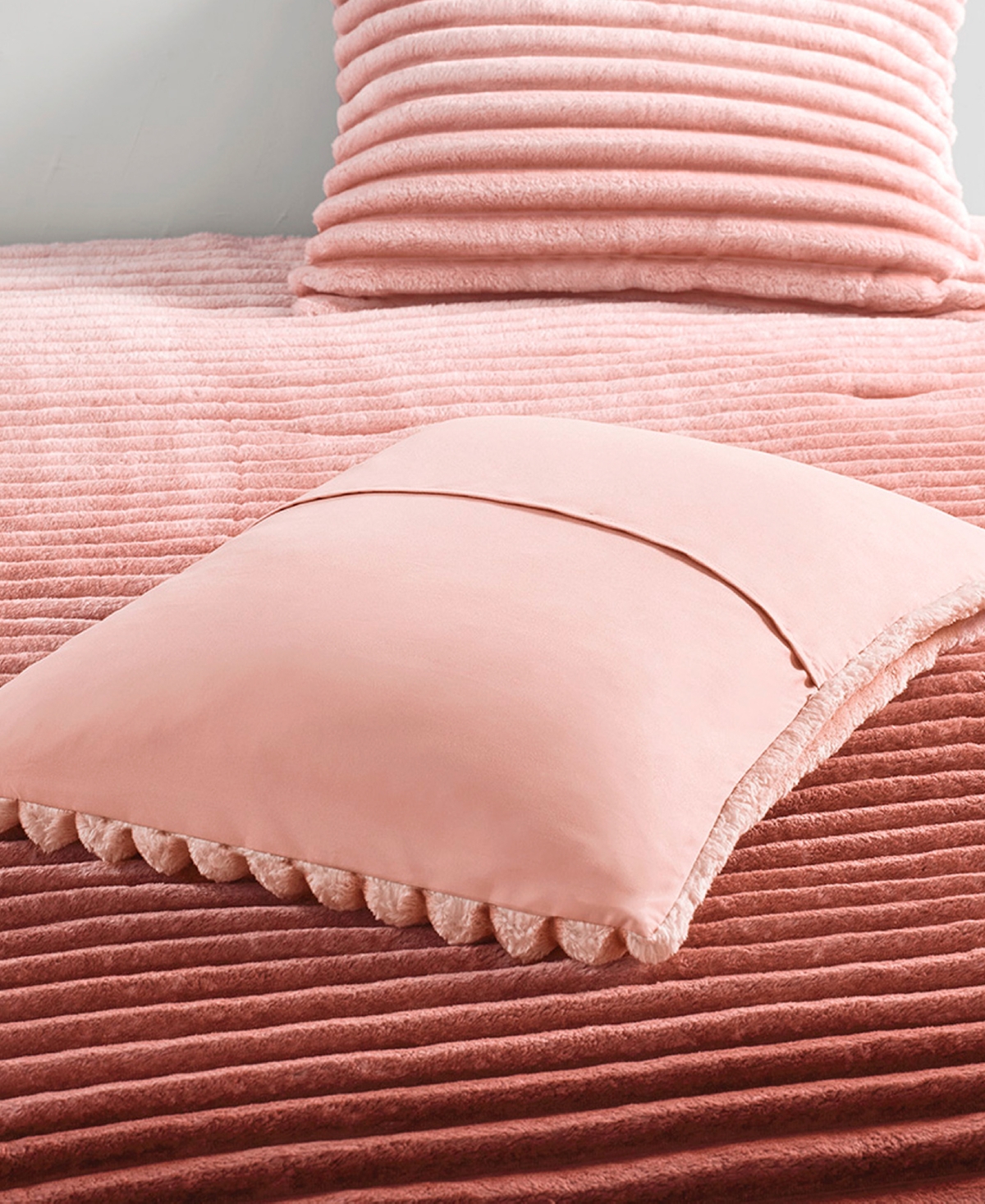 510 Design Avril Fluffy Ribbed Plush Comforter Sets In Blush Ombre