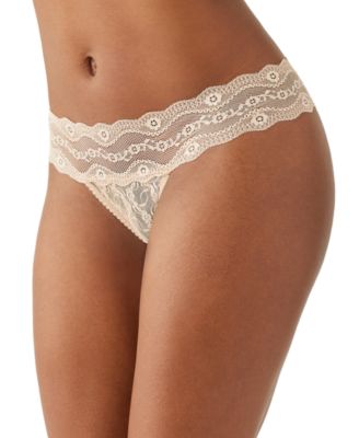 b.tempt'd Women's by Wacoal Lace Kiss Thong Underwear 970182