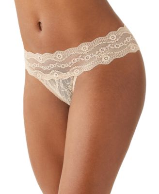 b.tempt'd Women's by Wacoal Lace Kiss Bikini Underwear 978182