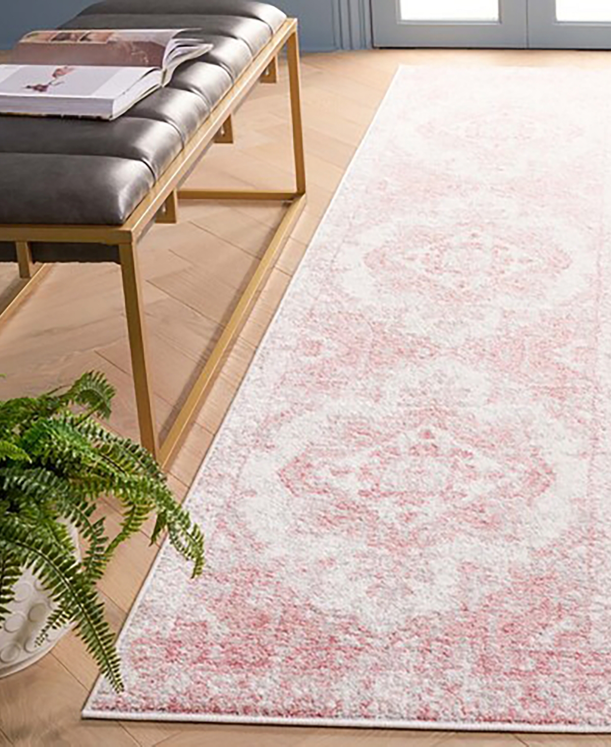 Safavieh Layla LAY104U 2'x8' Area Rug -Gray