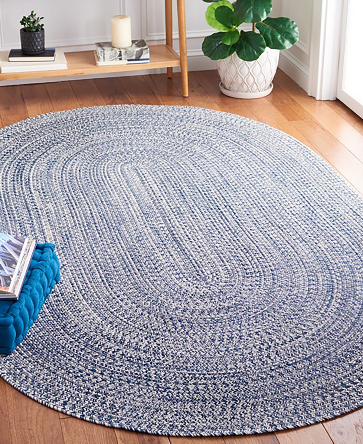 Safavieh Braided BRA201N 6'x9' Oval Area Rug -Ivory