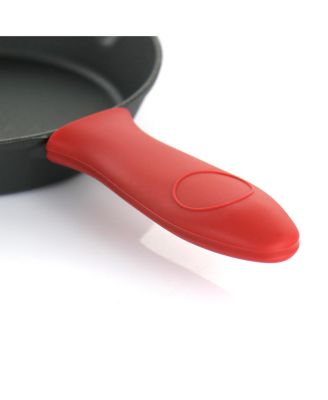 Pre-Seasoned 9 Piece Cast Iron Skillet Set with Lids and Red Silicone Holder