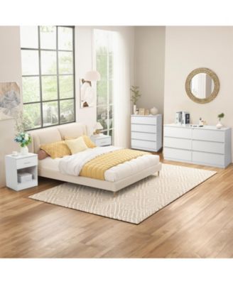 Simple Wood 4-Drawer Dresser – Classic and Functional Storage