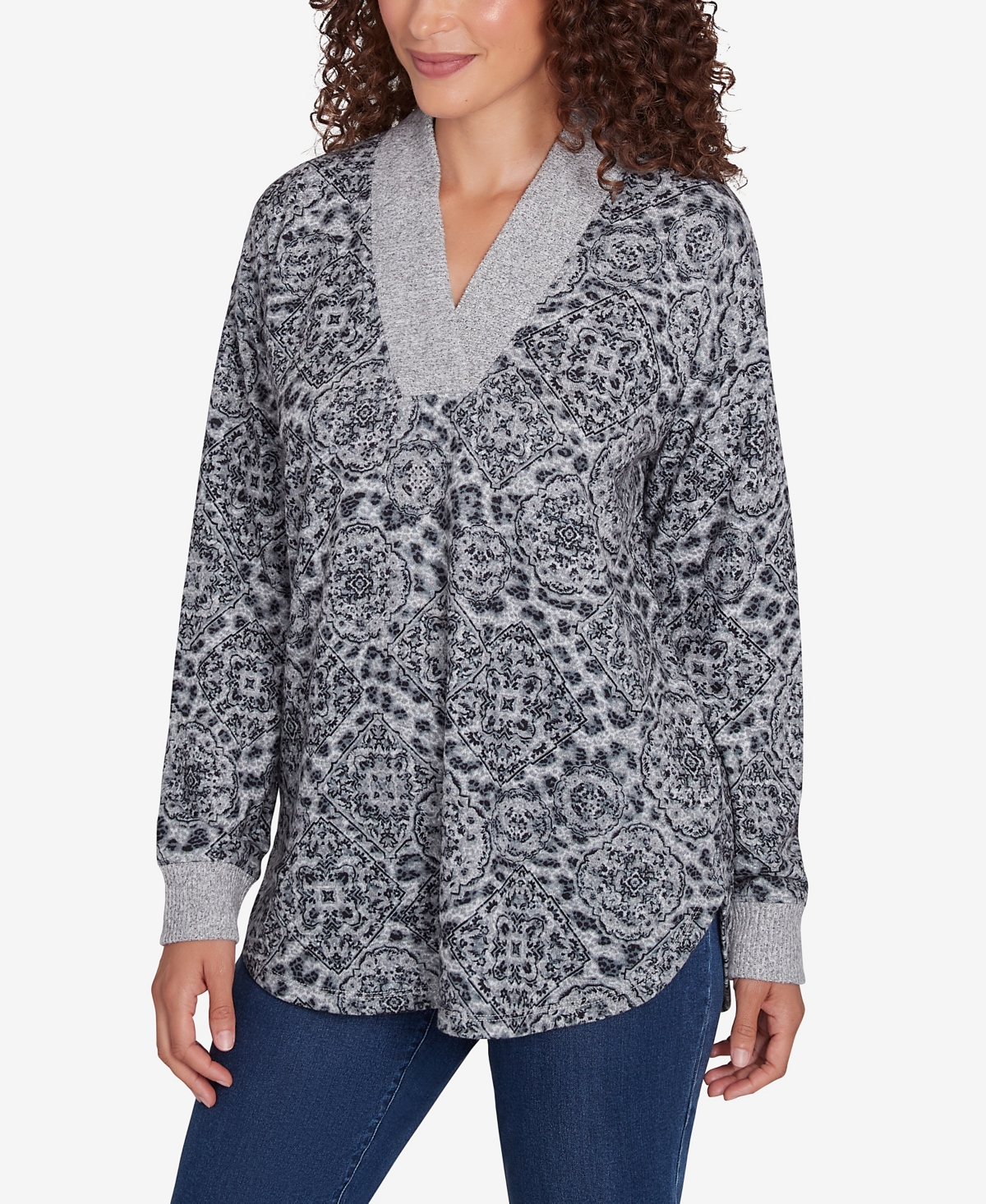 Ruby Rd. Petite V-neck Leopard Medallion Printed Hatchi Knit