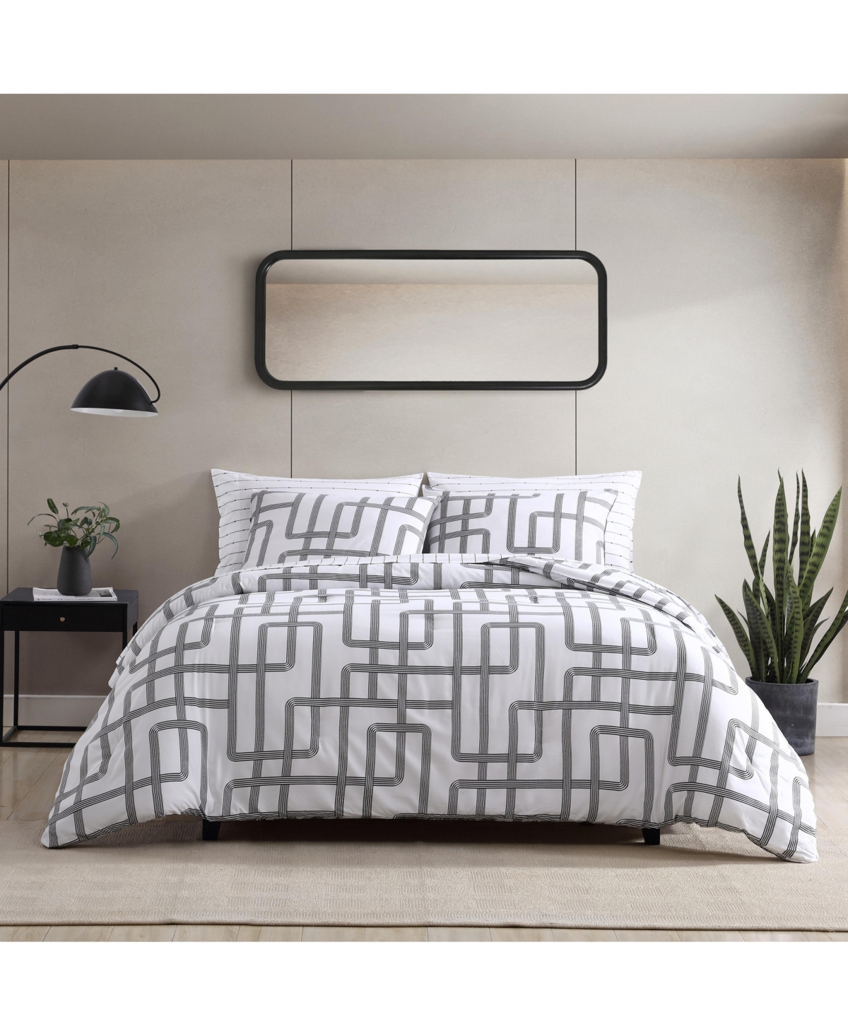 City Scene Mainline Microfiber& White 3 Piece Comforter Set-Full/Queen - Black/white