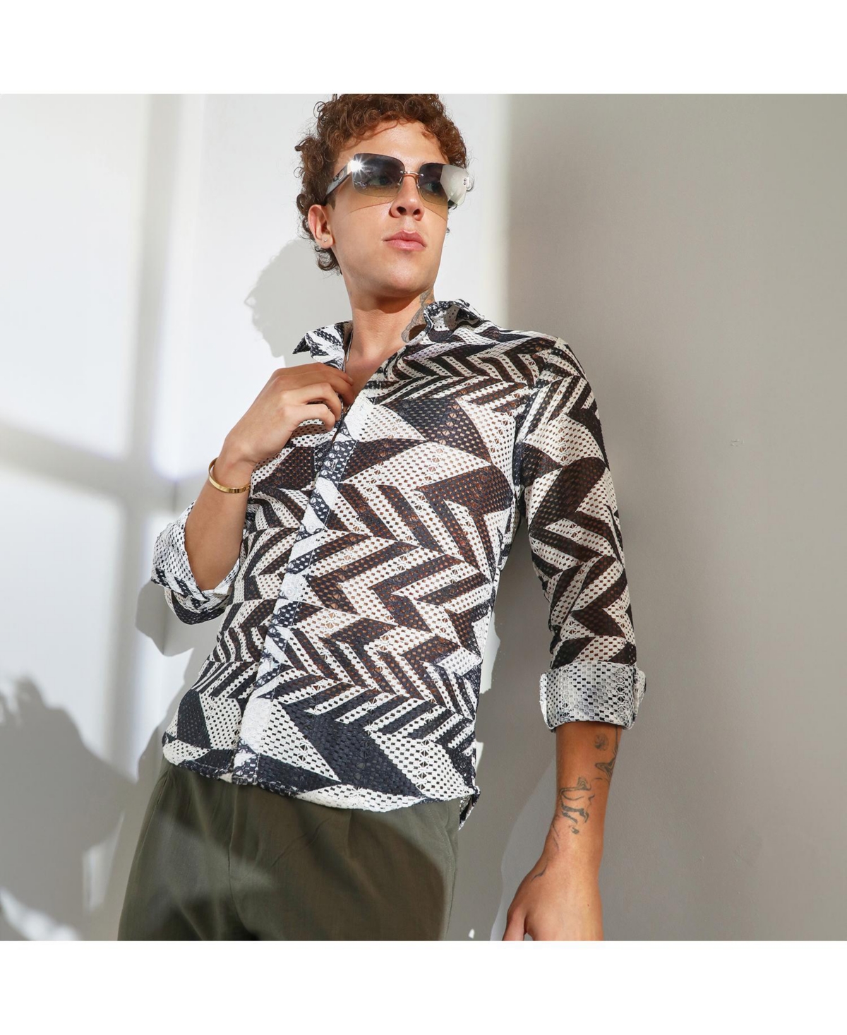 Campus Sutra Men's Taupe& Cream White Chevron-Knit Shirt - Brown