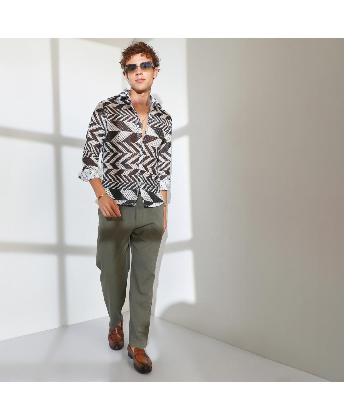 Campus Sutra Men's Taupe& Cream White Chevron-Knit Shirt - Brown