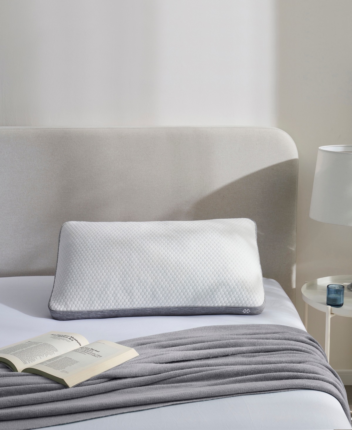 Nestl Adjustable Memory Foam Blend Cooling Pillow, Classic, Queen In White