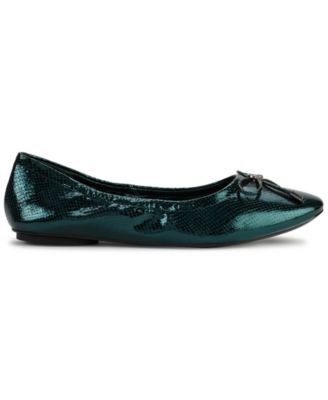 Women's Velma Almond Toe Ballet Flats
