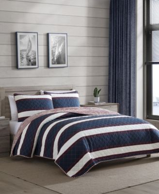 Wesley Reversible 3 Piece Quilt Set, Full/Queen